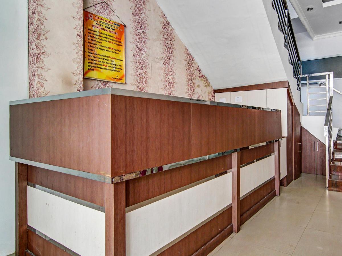 Oyo 90897 Hotel Sepupu Satria Pekanbaru Eksteriør bilde