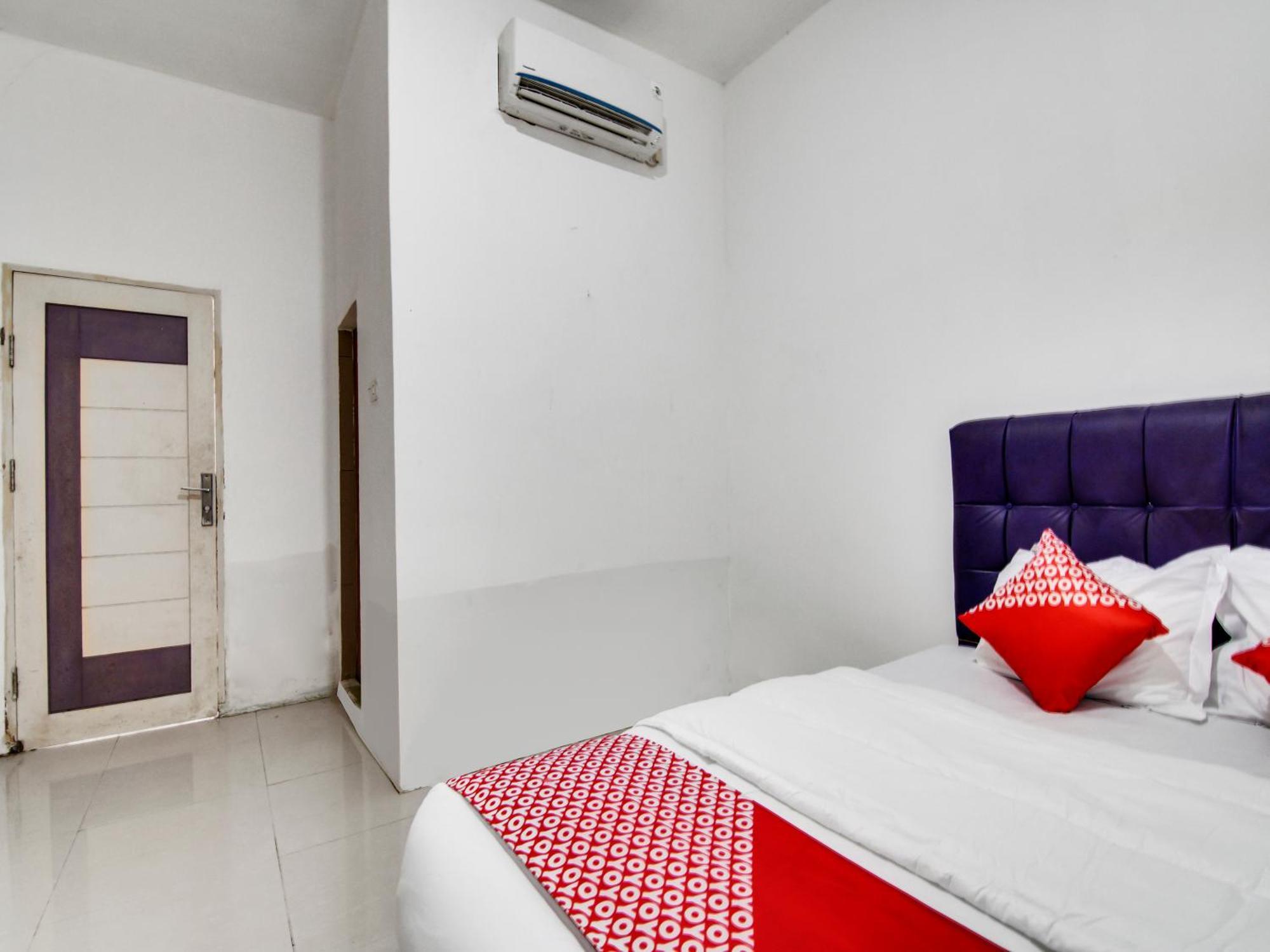 Oyo 90897 Hotel Sepupu Satria Pekanbaru Eksteriør bilde