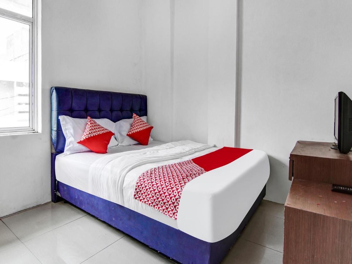 Oyo 90897 Hotel Sepupu Satria Pekanbaru Eksteriør bilde