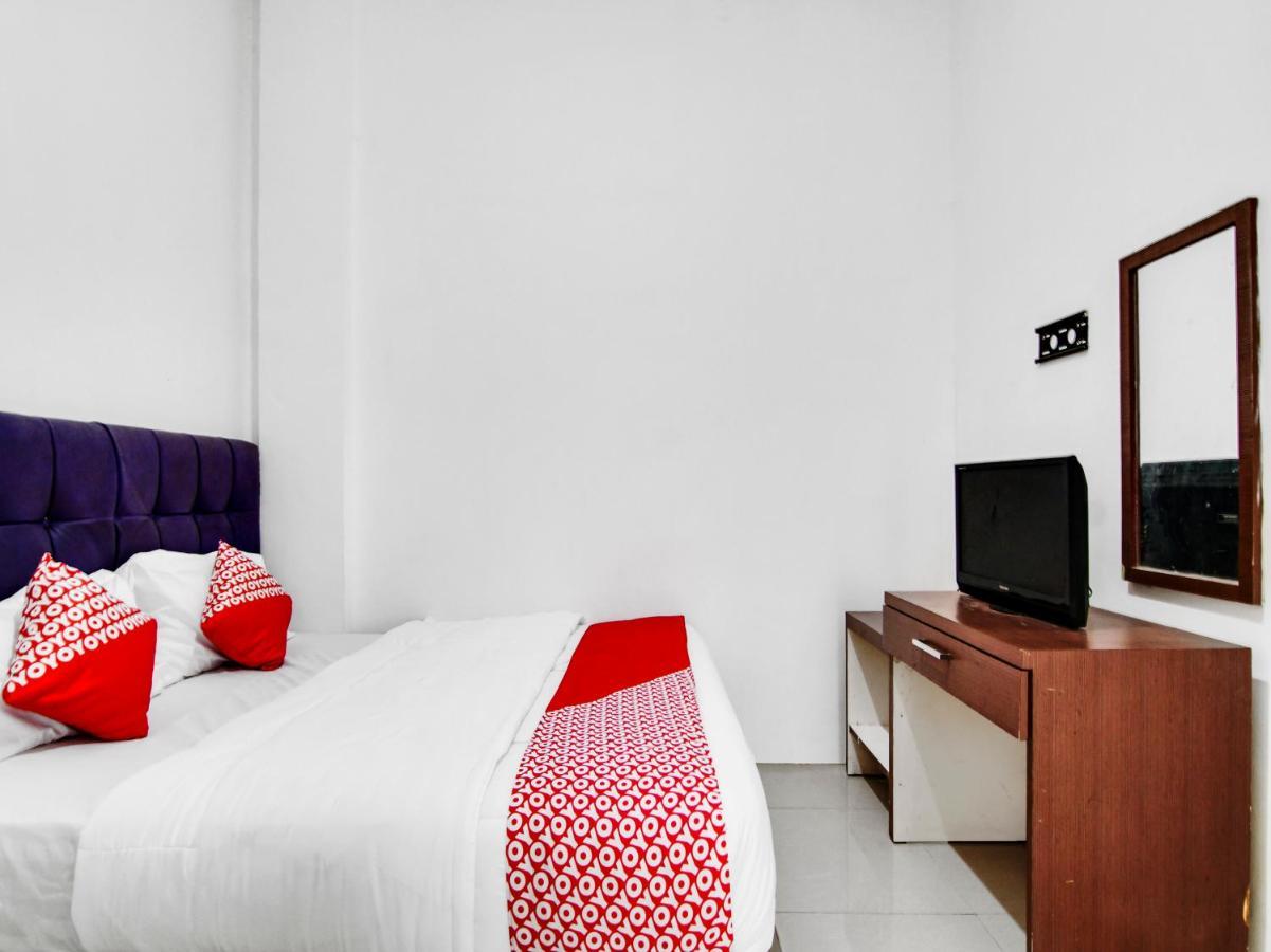 Oyo 90897 Hotel Sepupu Satria Pekanbaru Eksteriør bilde